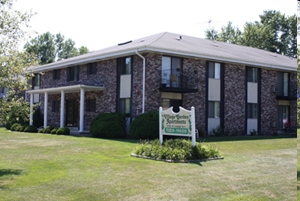 Village Gardens Apartments in Hales Corners, WI - Building Photo - Building Photo