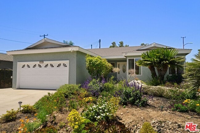 327 Bradbury Rd in Monrovia, CA - Building Photo - Building Photo