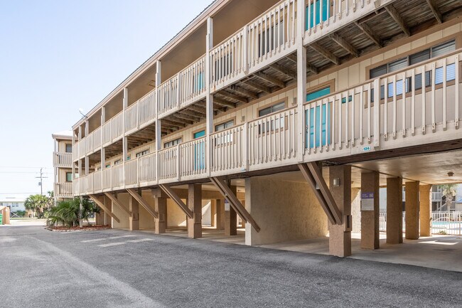 Las Palmas Condos