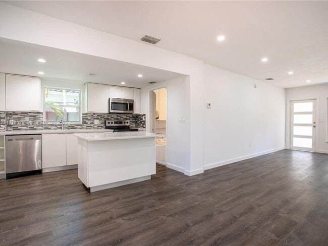 property at 2520 SW 22nd Terrace