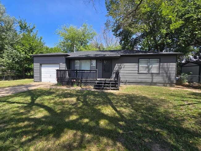 property at 203 N Ora St