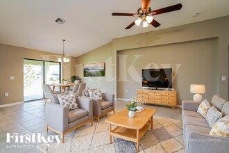 2616 30th St SW, Unit 0504 in Lehigh Acres, FL - Foto de edificio - Building Photo