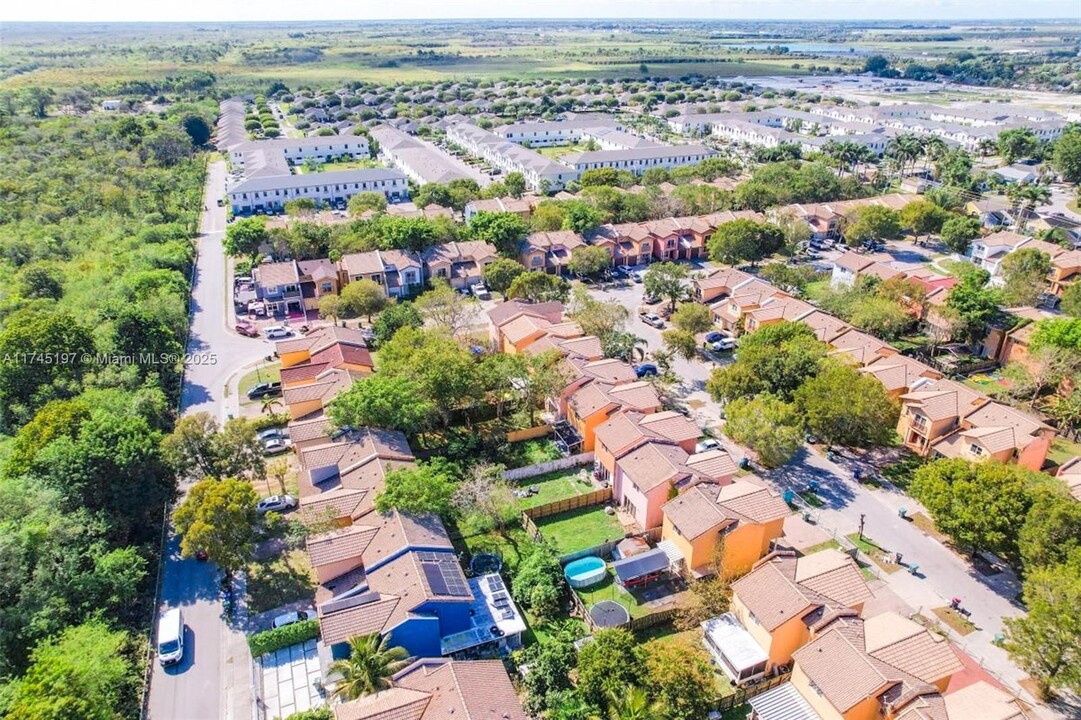 981 SW 6th Pl in Homestead, FL - Building Photo