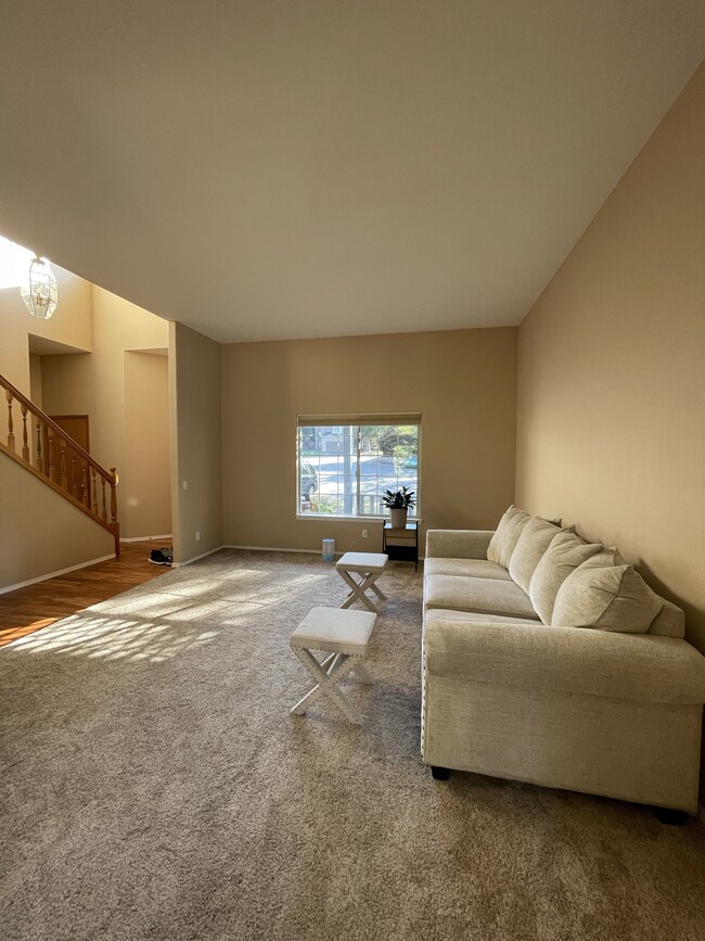 19584 SW Jessica Ct in Beaverton, OR - Building Photo - Building Photo