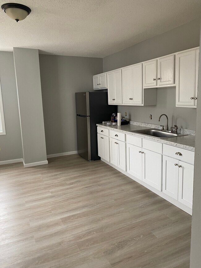 22 Meadow St Apartments and Nearby Wallingford Apartments For Rent