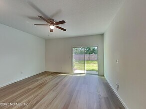 626 Holly Lks Dr in Orange Park, FL - Building Photo - Building Photo