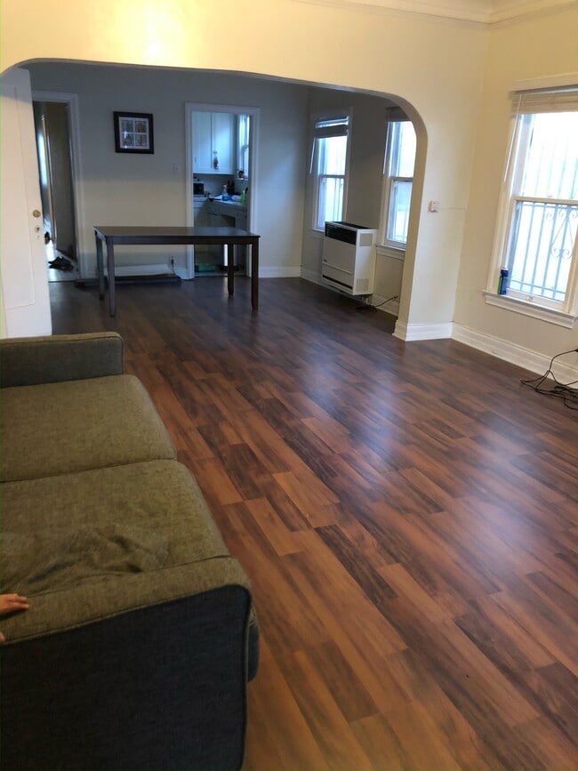 3009 Kenwood Ave, Unit 3009 in Los Angeles, CA - Building Photo - Building Photo