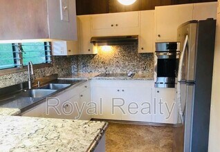 3492 Akaka Pl in Honolulu, HI - Building Photo - Building Photo