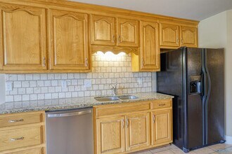 105 Glenfield Ct in Huntsville, AL - Building Photo - Building Photo