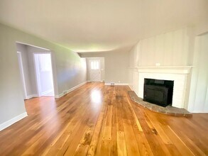 4118 Browns Ln in Louisville, KY - Building Photo - Building Photo