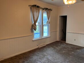 2597 Leesburg Grove City Rd in Volant, PA - Building Photo - Building Photo