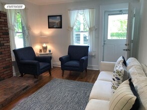 12 N Cartwright Rd in Shelter Island, NY - Building Photo - Building Photo