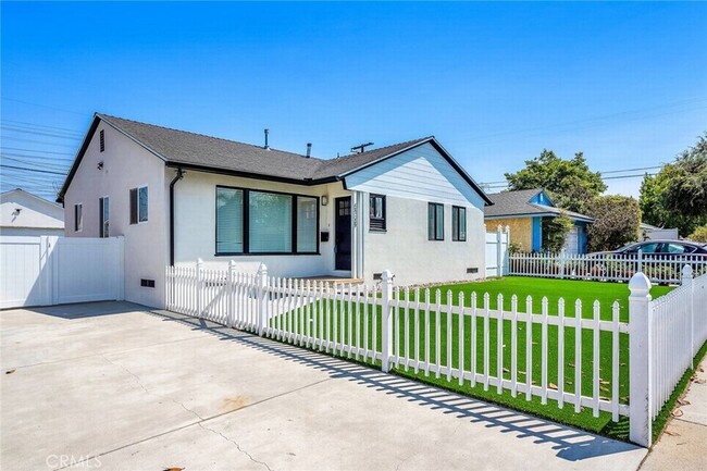 property at 5129 Towers St