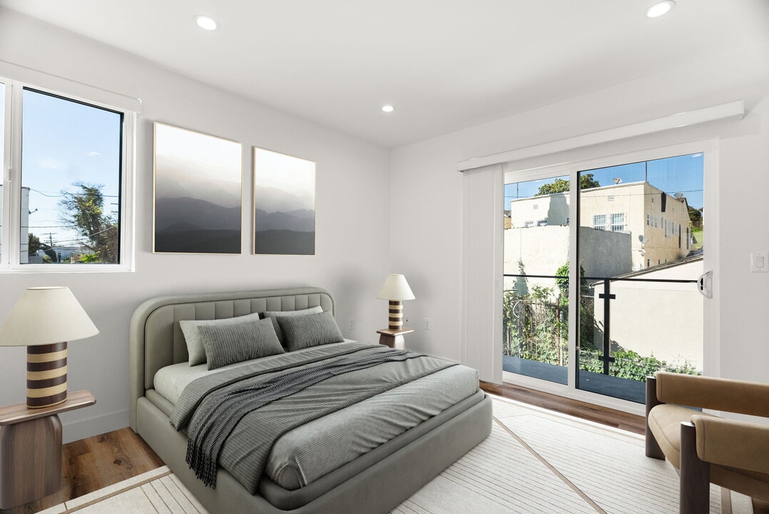 3909 Montclair St in Los Angeles, CA - Foto de edificio