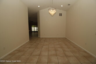 535 Trymore Dr SE in Palm Bay, FL - Building Photo - Building Photo