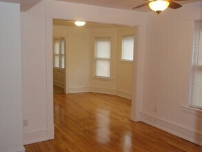 1709 Buchanan St NE, Unit 1709 Buchanan St. NE., Mi in Minneapolis, MN - Building Photo - Building Photo