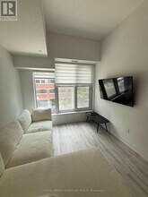2-202 Augusta Ave in Toronto, ON - Building Photo - Building Photo