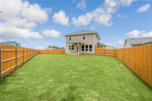 113 Saranac Dr in Elgin, TX - Building Photo - Building Photo