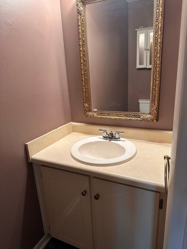 192 Lakeview Dr in Daleville, AL - Building Photo - Building Photo