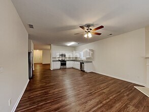 2003 Farm Hill Ct in Stockbridge, GA - Building Photo - Building Photo