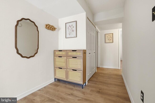 3750 Clarendon Ave in Philadelphia, PA - Building Photo - Building Photo