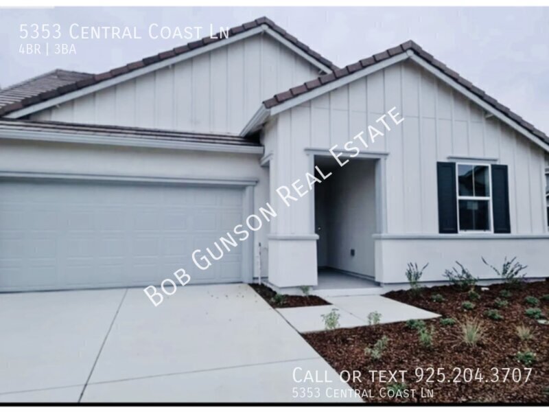 5353 Central Coast Ln in Antioch, CA - Building Photo