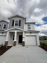 2568 Runners Cir in Clermont, FL - Foto de edificio - Building Photo