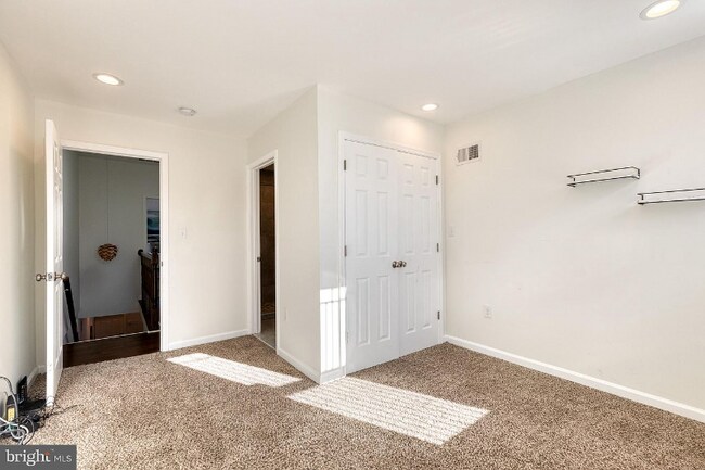 property at 2515 E Fayette St