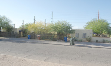 Spring Apartments in Tucson, AZ - Building Photo - Building Photo