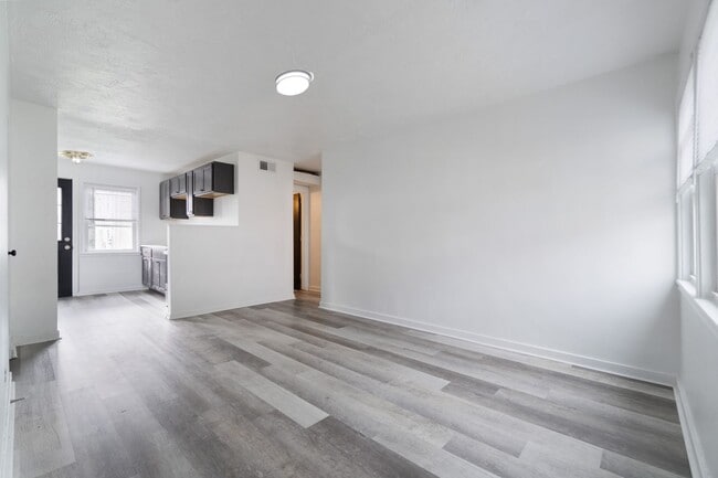 property at 26 Midland Heights Cir