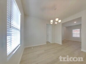 831 Bryson Lake Cir in Douglasville, GA - Building Photo - Building Photo