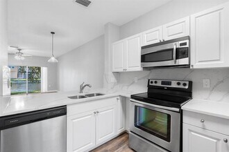 8804 Riverside Ave in Tamarac, FL - Building Photo - Building Photo