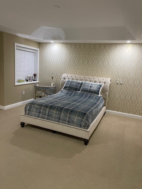 property at 1067 Menlow Dr NE