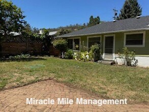 2443 Fifth Ave in San Rafael, CA - Building Photo - Building Photo