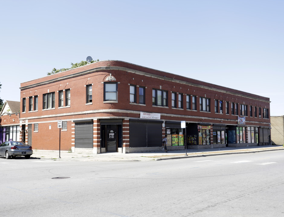 7900 S Drexel Ave in Chicago, IL - Building Photo