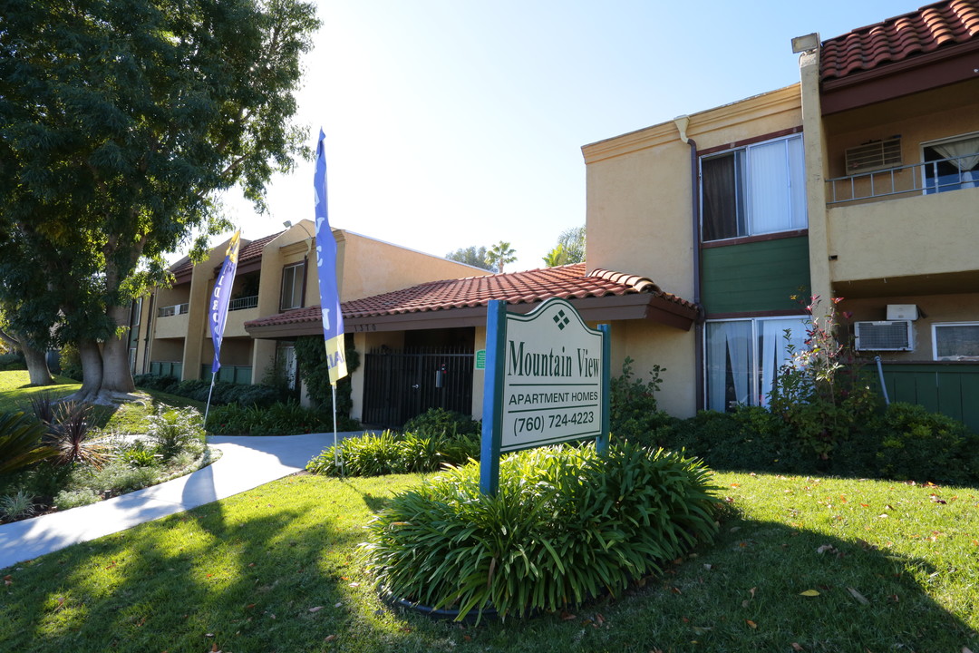 Mountain View Apartments in Vista, CA - Building Photo