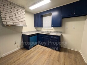2024 Yancey Ave in Montgomery, AL - Foto de edificio - Building Photo
