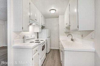824 Maple St in Santa Monica, CA - Building Photo - Building Photo