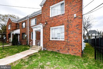 554 Newcomb St SE in Washington, DC - Building Photo - Building Photo