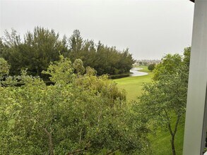 1110 SW 125th Ave in Pembroke Pines, FL - Building Photo - Building Photo