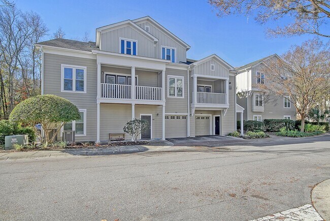 2233 Egret Crest Ln in Charleston, SC - Building Photo - Building Photo
