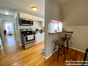 3140 Washington St, Unit 4 in Boston, MA - Building Photo - Building Photo