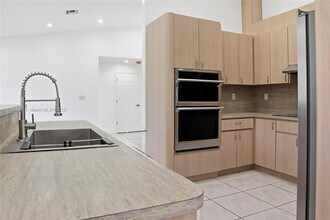 19851 SW 79th Ave in Cutler Bay, FL - Building Photo - Building Photo