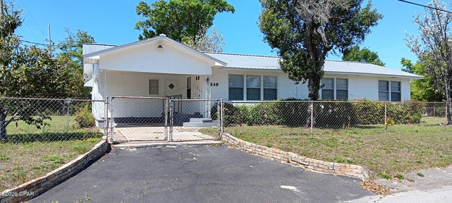 648 N 9th Plaza in Panama City, FL - Building Photo - Building Photo