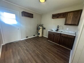 1929 4th Ave N in Columbus, MS - Building Photo - Building Photo