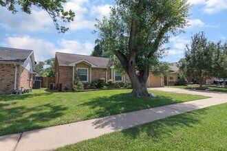 5707 Acorn St in Houston, TX - Building Photo - Building Photo