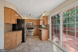 8008 Cornelius St in Philadelphia, PA - Building Photo - Building Photo