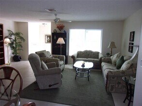 1814 Columbine Pl in Sun City Center, FL - Building Photo - Building Photo