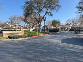 3720 Whispering Creek Cir in Stockton, CA - Building Photo - Building Photo