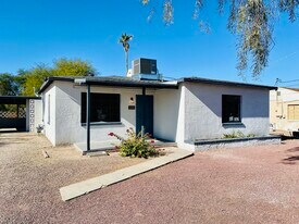 2017 N Winstel Blvd in Tucson, AZ - Building Photo